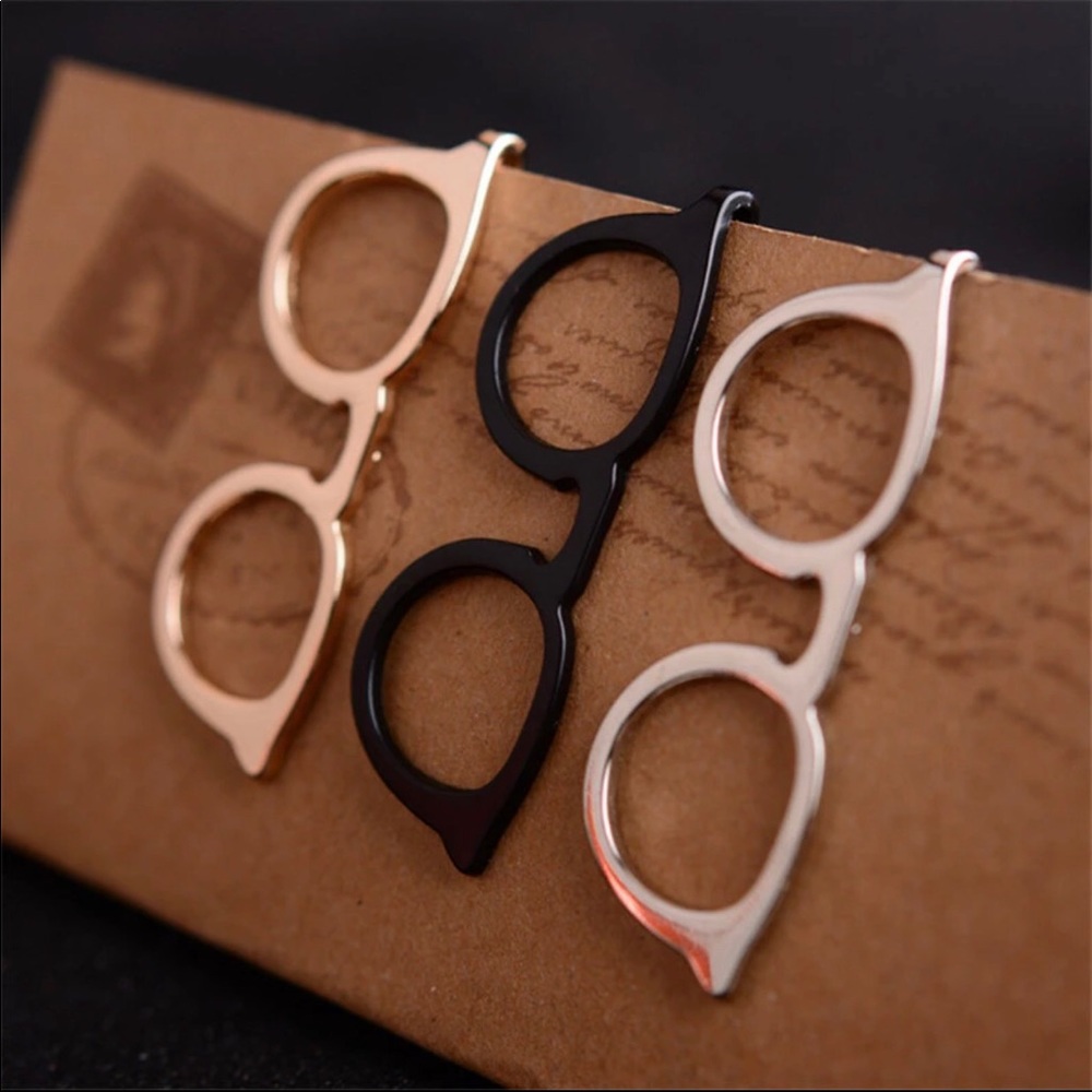 ❤️3 for $20❤️Men's GOLD ColorGlassesLapelAccessory - Picture 2 of 4